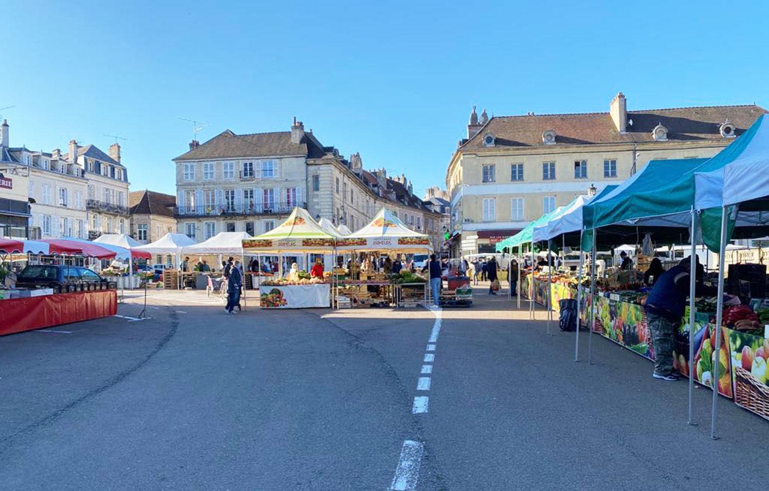 Terre De Bourgogne - Appartement Au Centre Ville D'Avallon Buitenkant foto